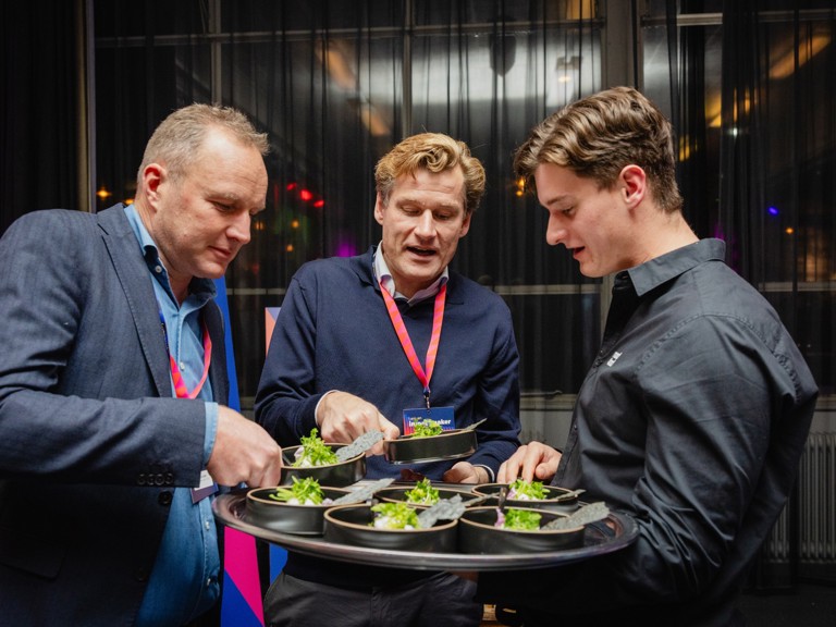 2668De65 65Ea 4F14 B925 Aa223ff43f80