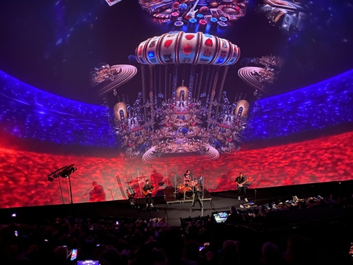 U2two live in de Dome