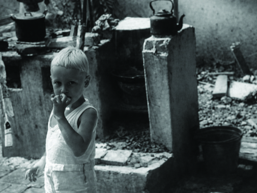 De Indische Tafel Jongens Van De Japanse Kampen St 11 Jpg Sd Low