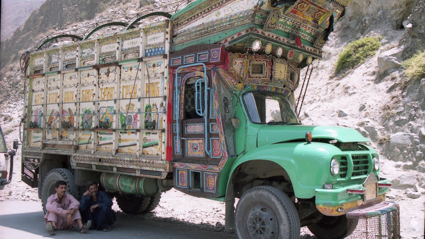 5 083 2001 Pakistan 017