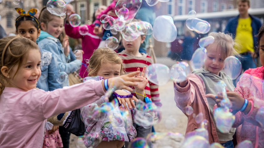 Bellenblaas tijdens Museumnacht Kids 2025