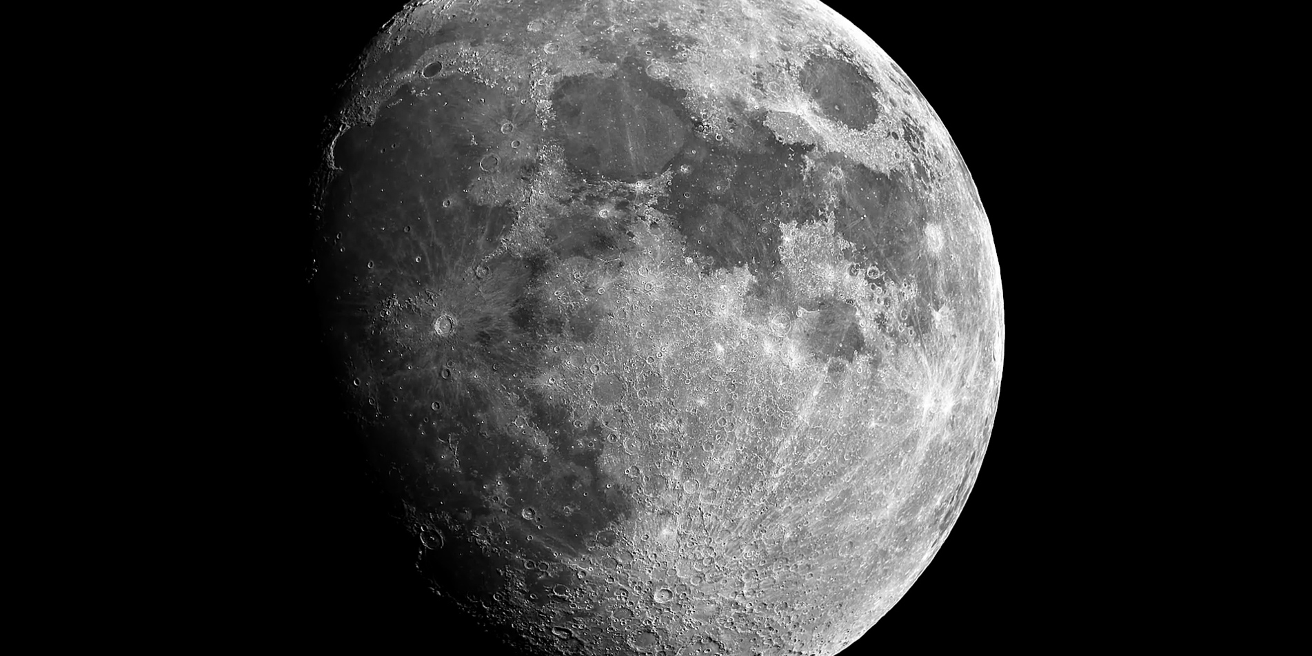 Love You To The Moon And Back Promo Video 1920X1080px ZONDER TEKST.00 00 02 15.Still001