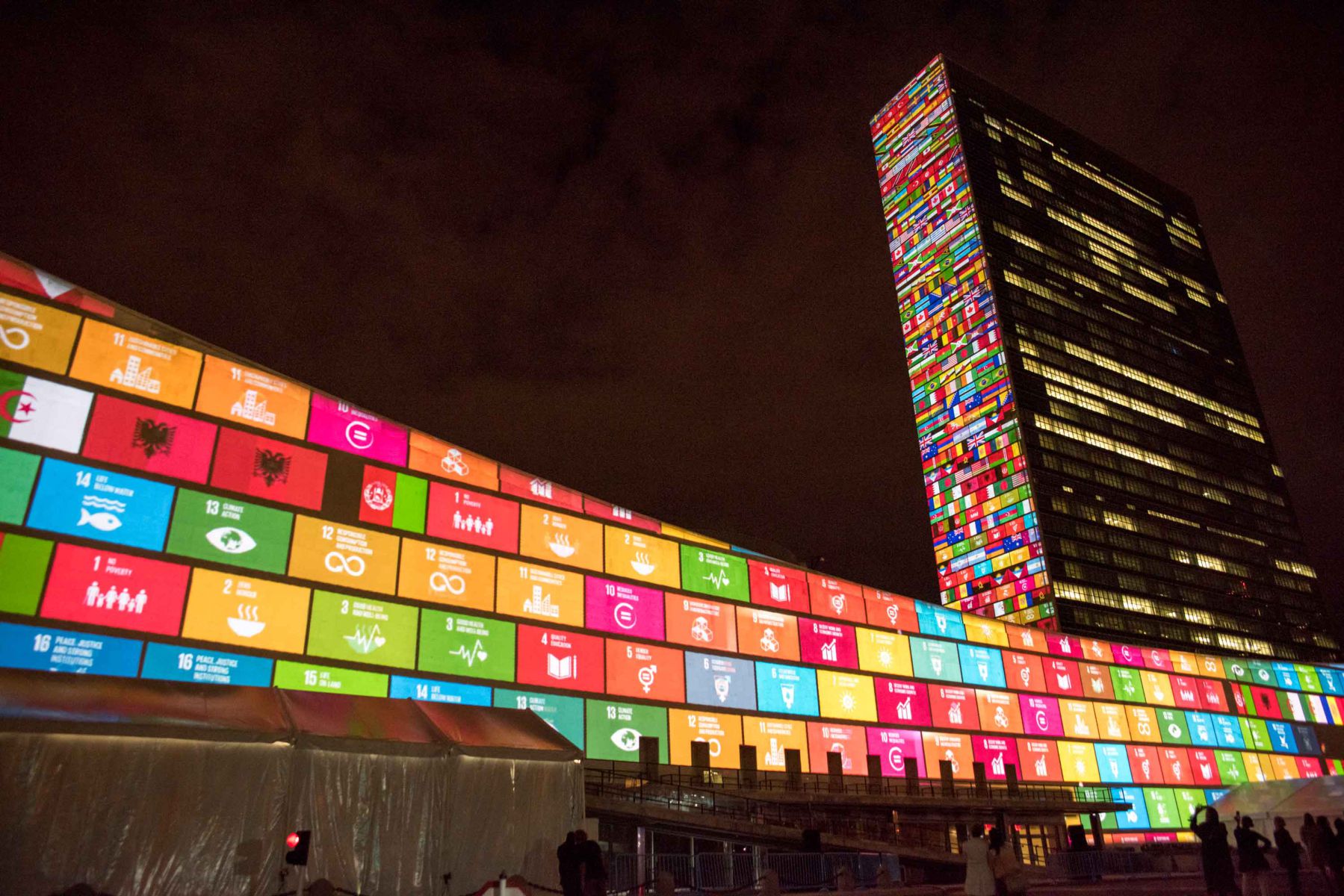 Hoofdkwartier van de VN-gebouw in het teken van de Duurzame Ontwikkelingsdoelen